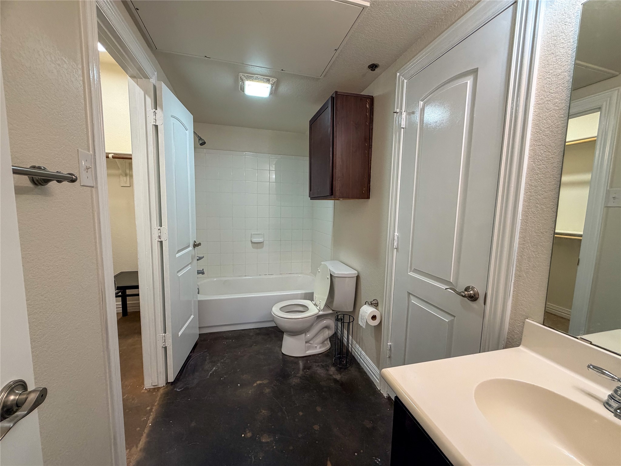 2410 S 2nd Street Waco TX 76706