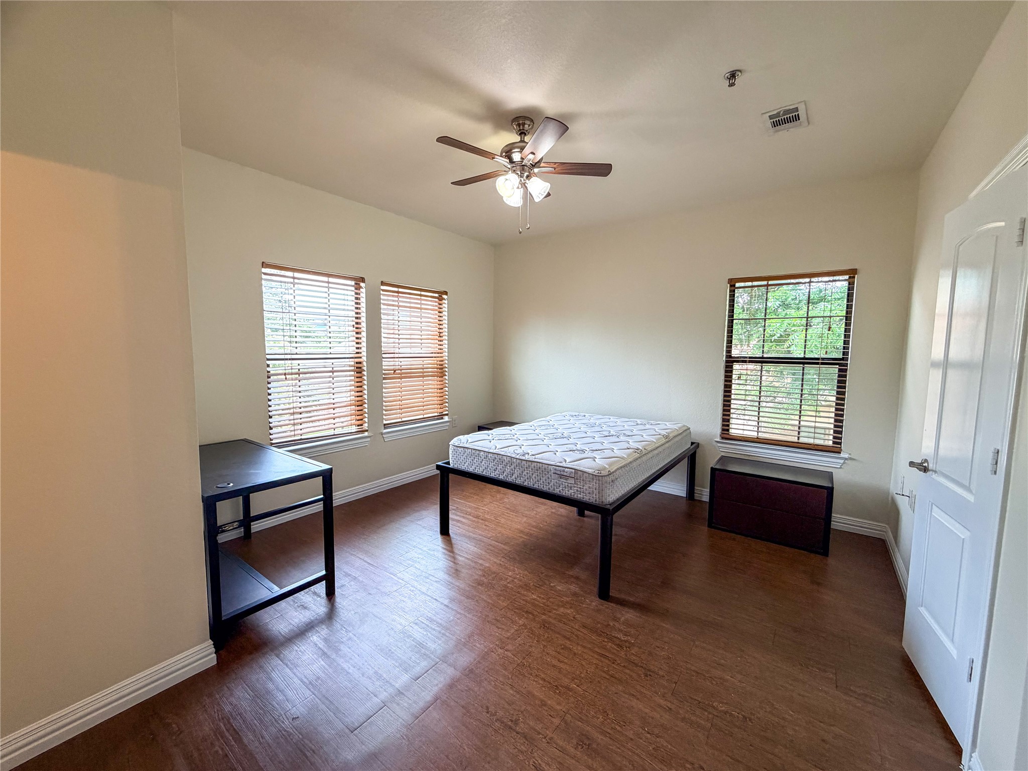 2410 S 2nd Street Waco TX 76706