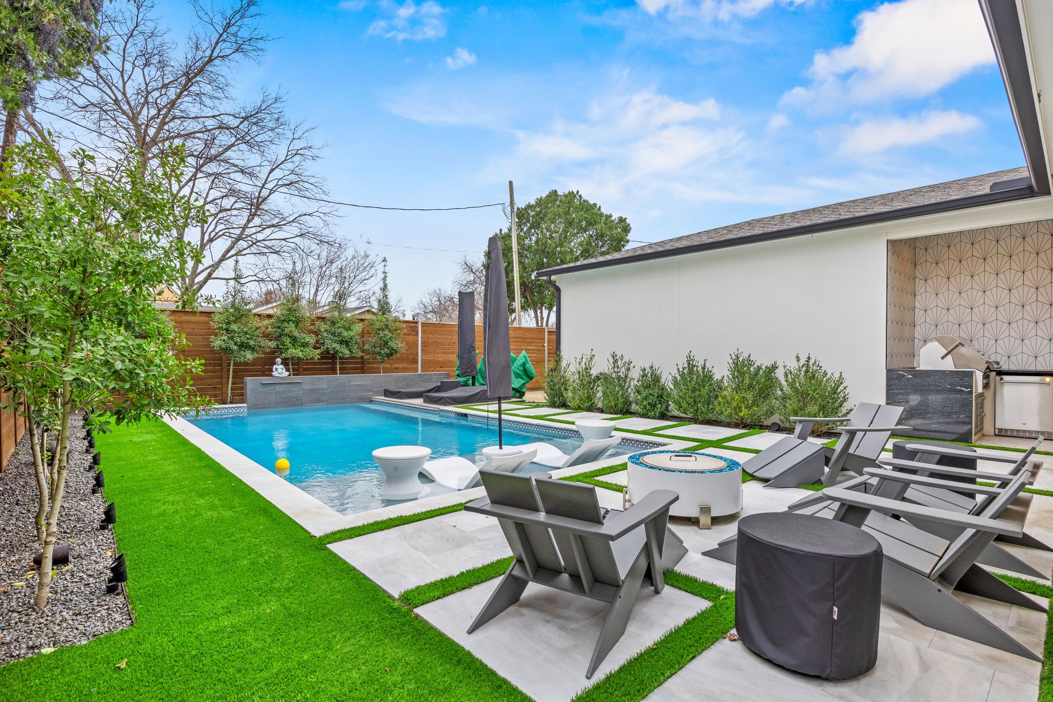 4902 Linnet Lane Dallas TX 75209