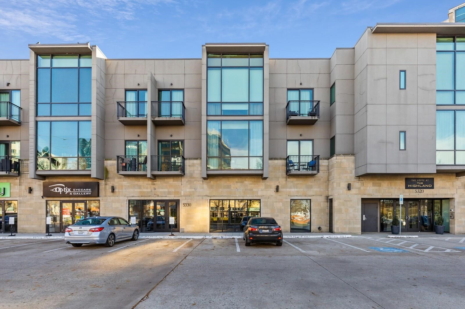 5320 E Mockingbird Lane Dallas TX 75206
