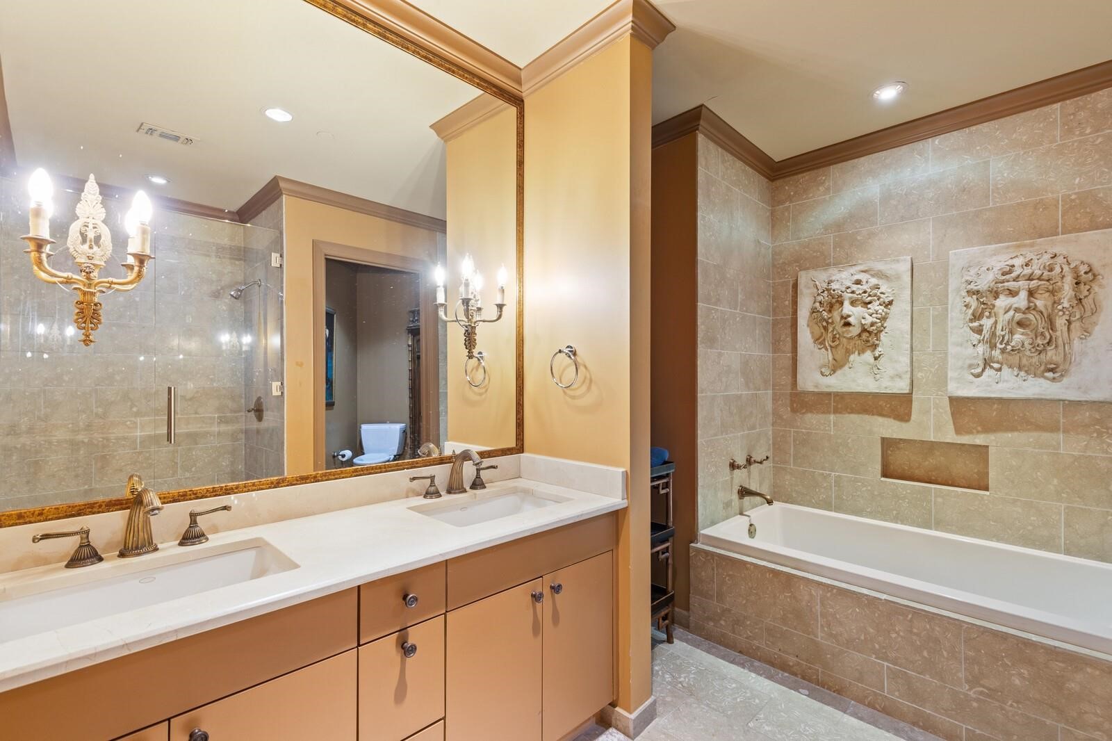 5320 E Mockingbird Lane Dallas TX 75206