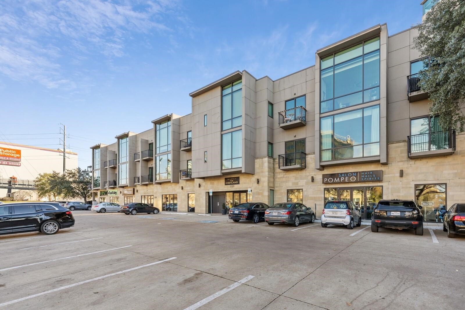 5320 E Mockingbird Lane Dallas TX 75206