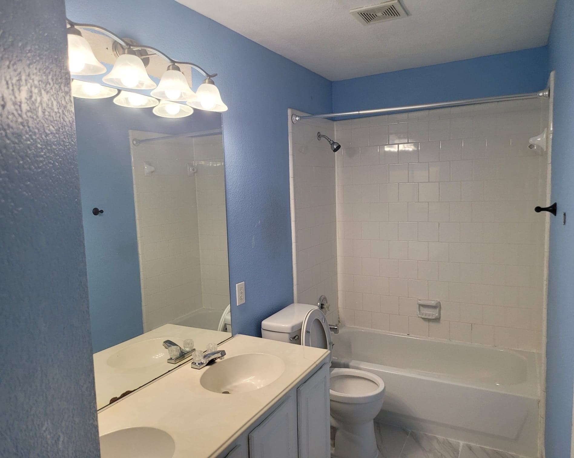 2104 Royal Oak Drive Bedford TX 76021