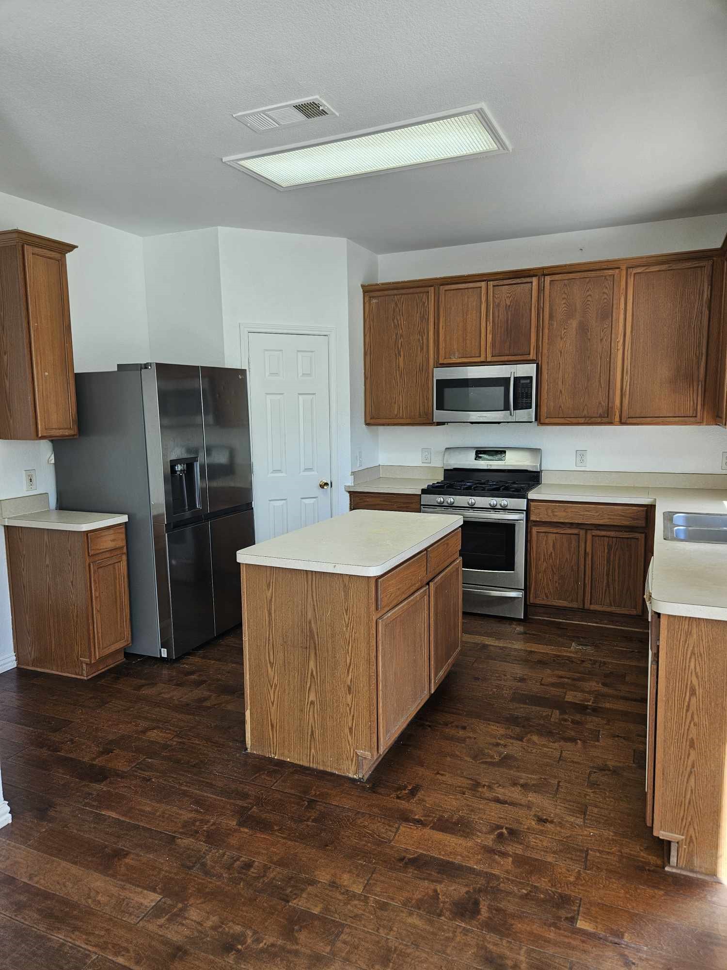 2104 Royal Oak Drive Bedford TX 76021