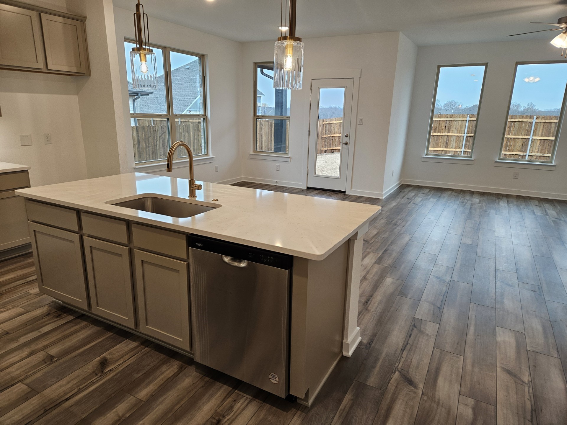 425 Daybreak Drive Waxahachie TX 75167