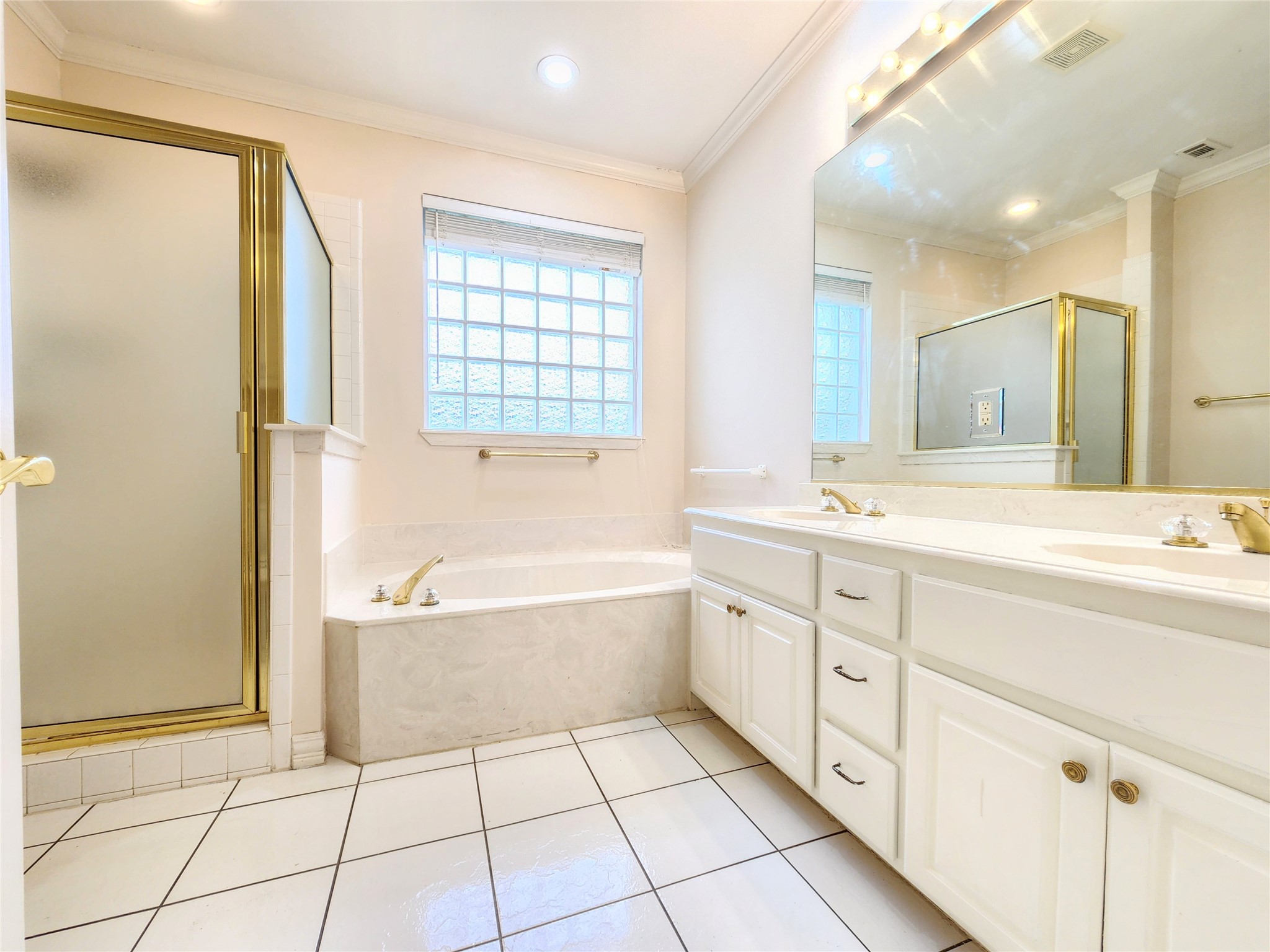 609 Sunningdale Richardson TX 75081