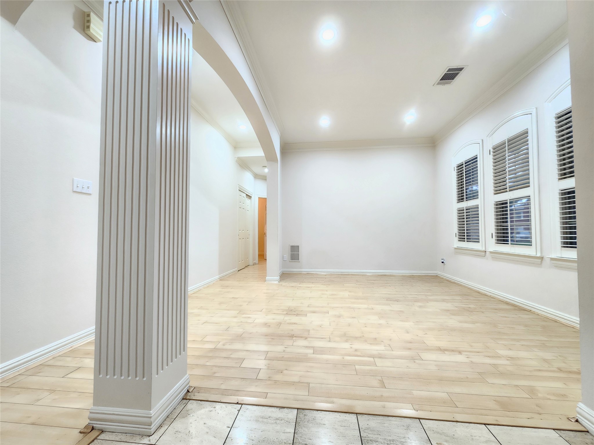 609 Sunningdale Richardson TX 75081
