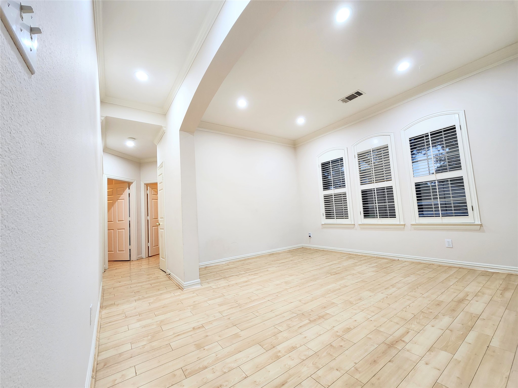 609 Sunningdale Richardson TX 75081