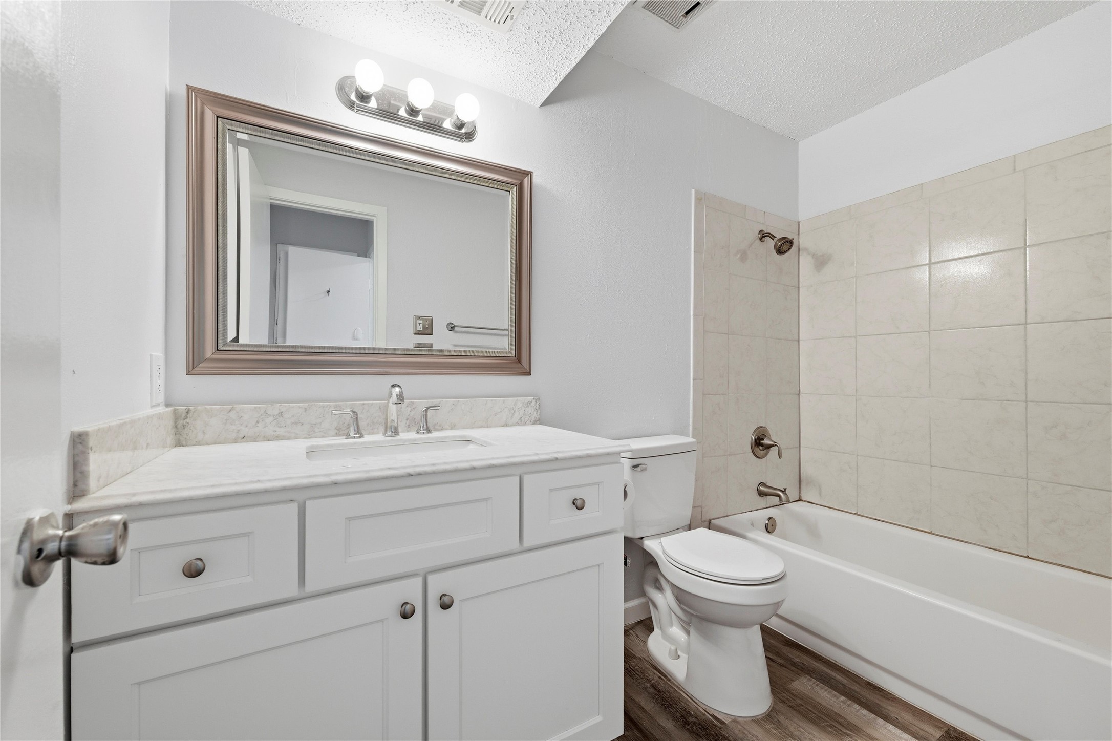 12482 Abrams Road Dallas TX 75243