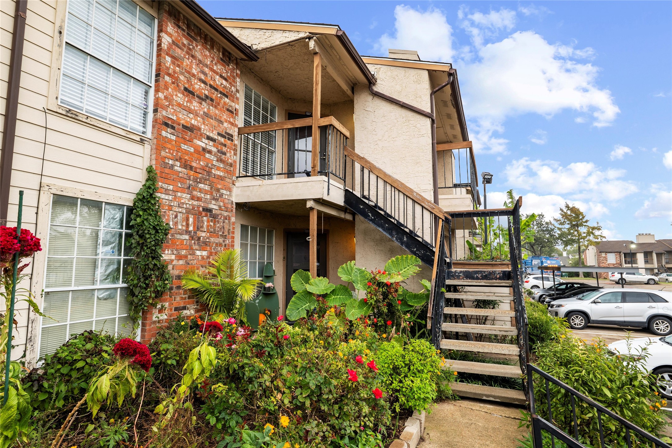12482 Abrams Road Dallas TX 75243