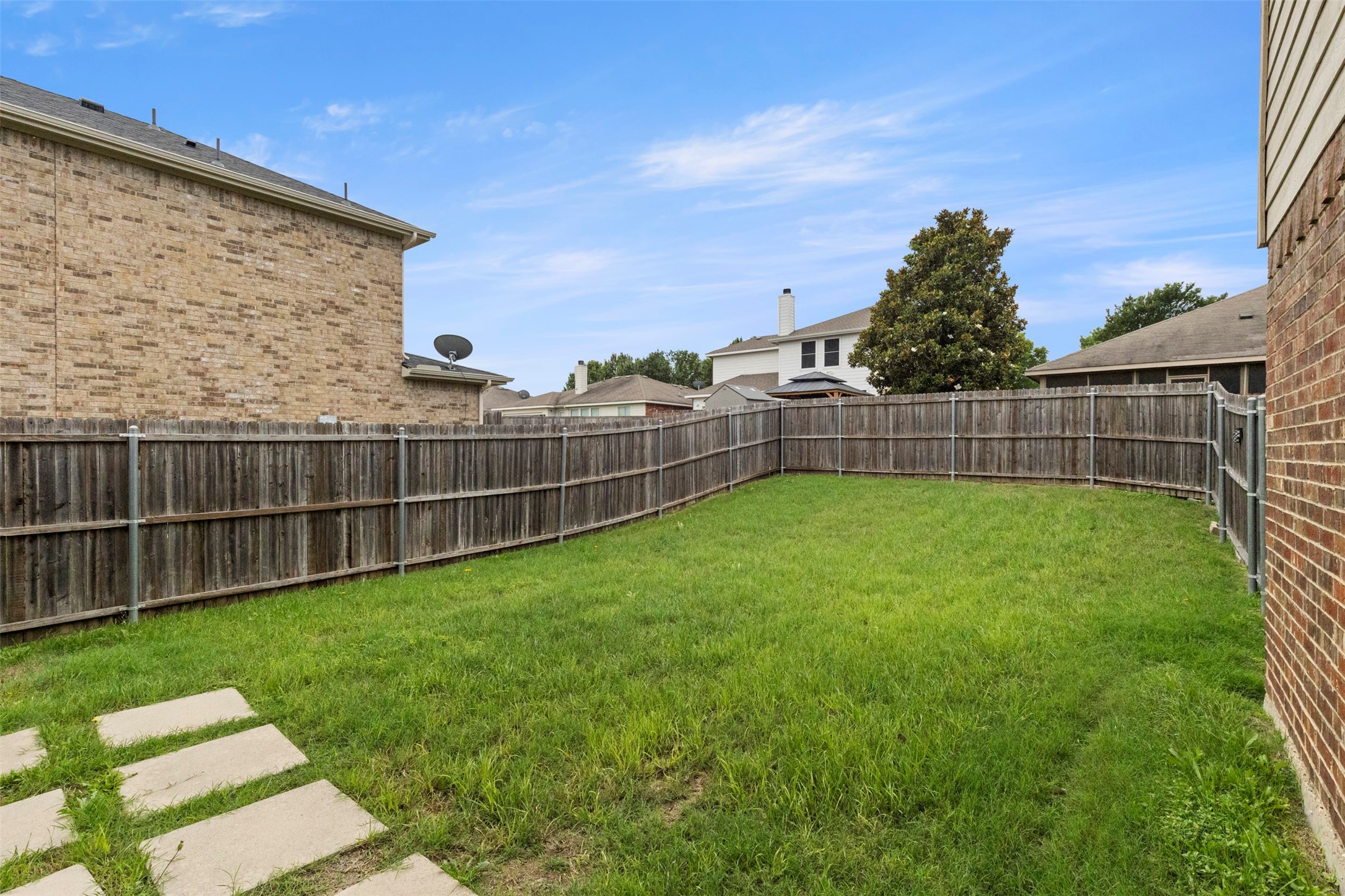4127 Passage Way Lancaster TX 75146