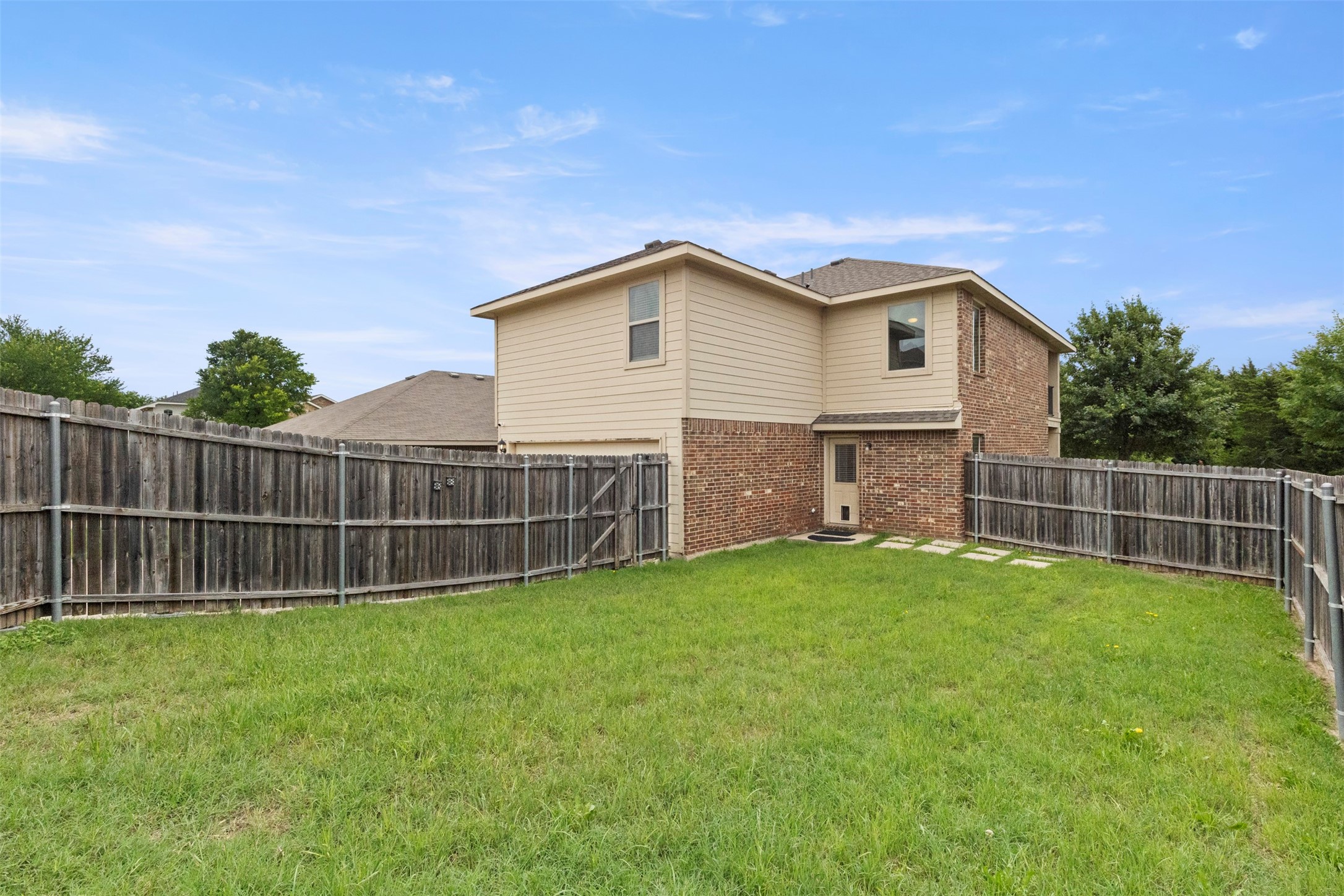 4127 Passage Way Lancaster TX 75146