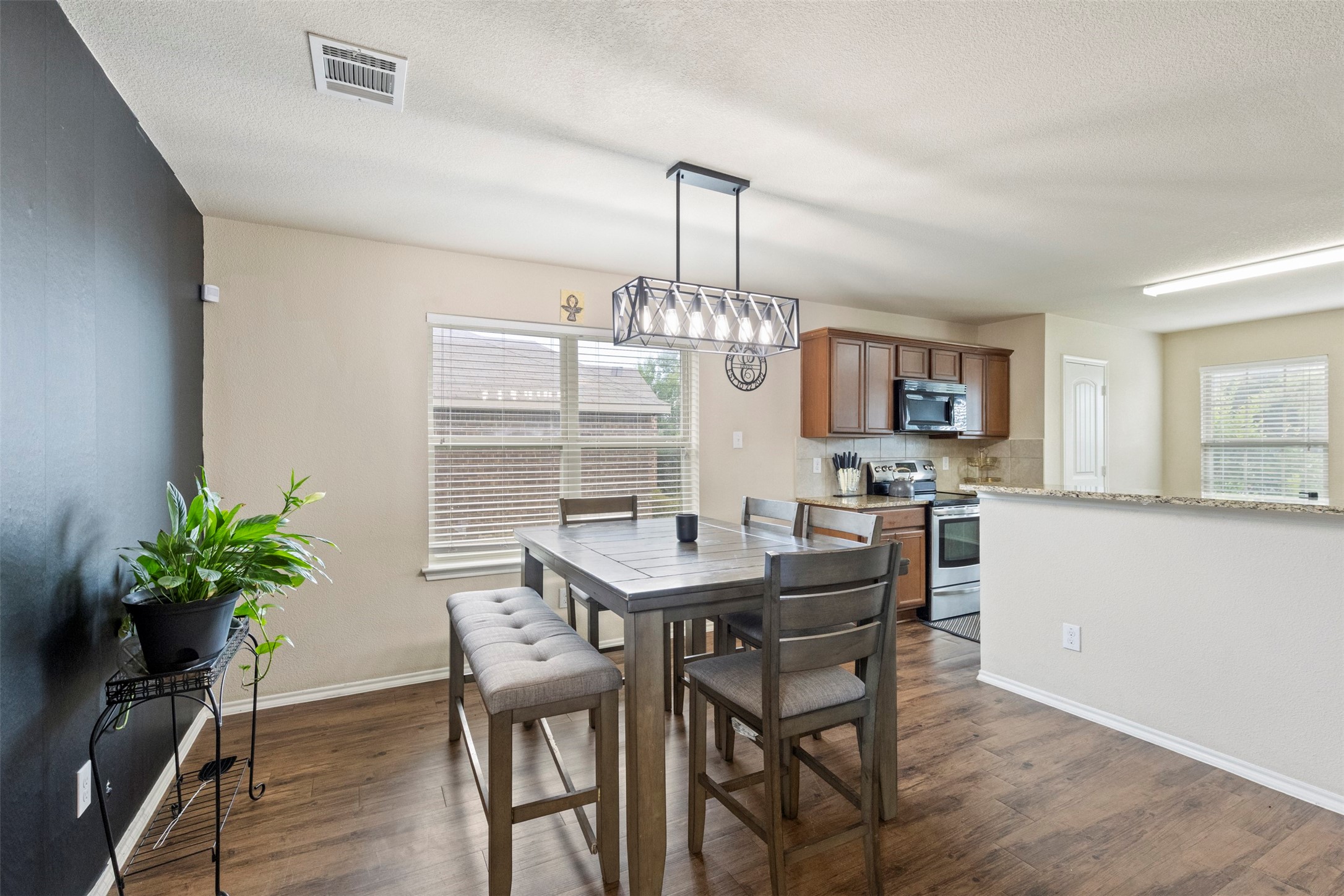 4127 Passage Way Lancaster TX 75146
