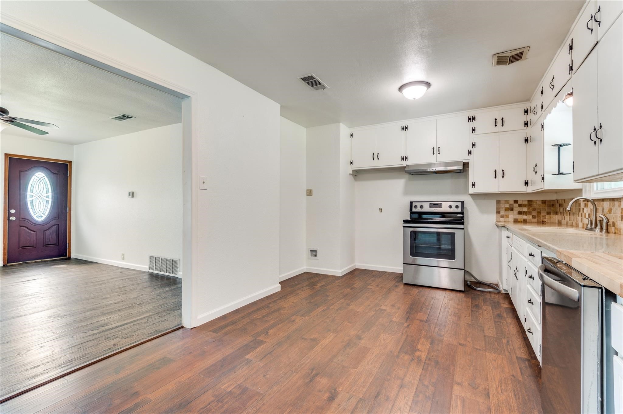 1901 Buck Street Gainesville TX 76240