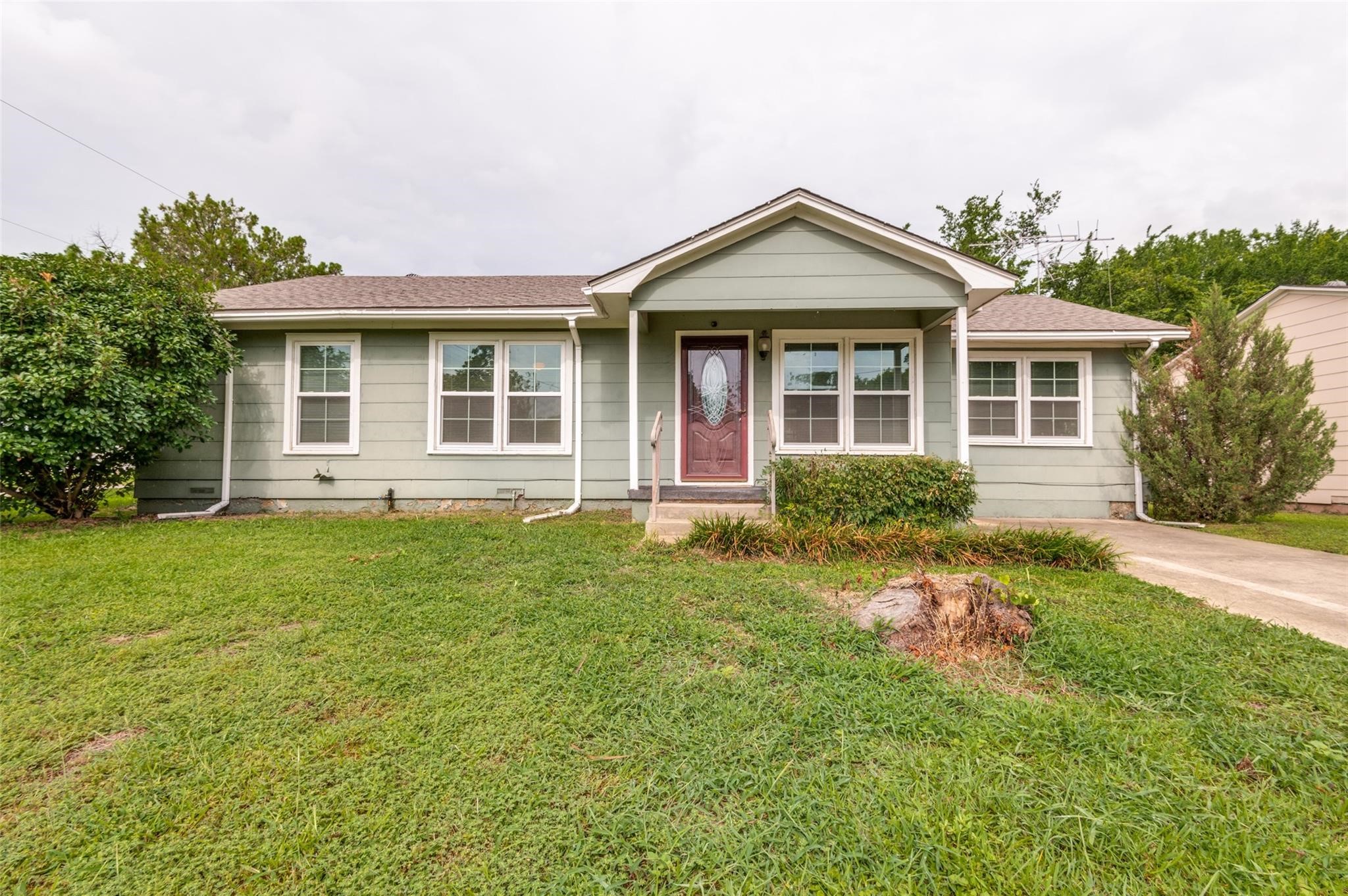 1901 Buck Street Gainesville TX 76240