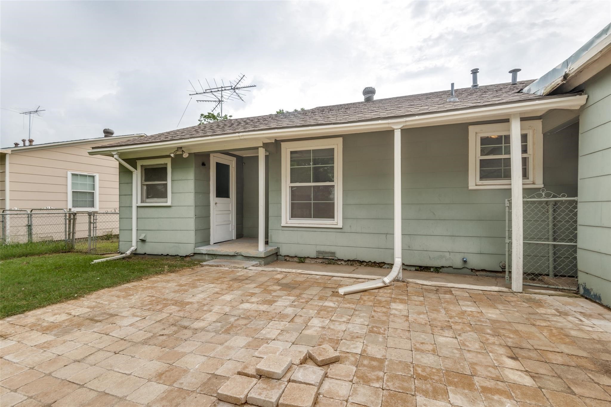 1901 Buck Street Gainesville TX 76240