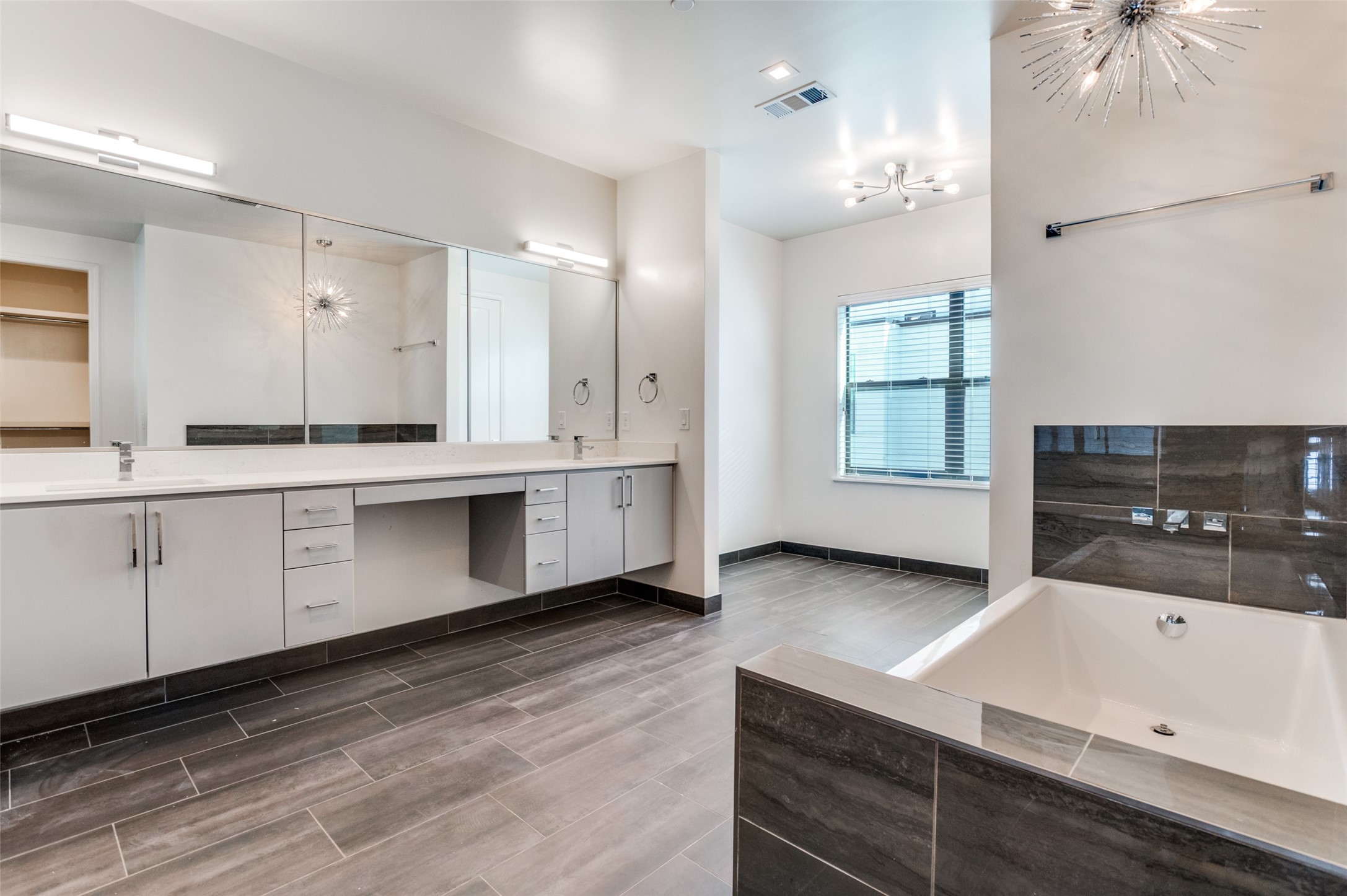 1813 Park Avenue Dallas TX 75215