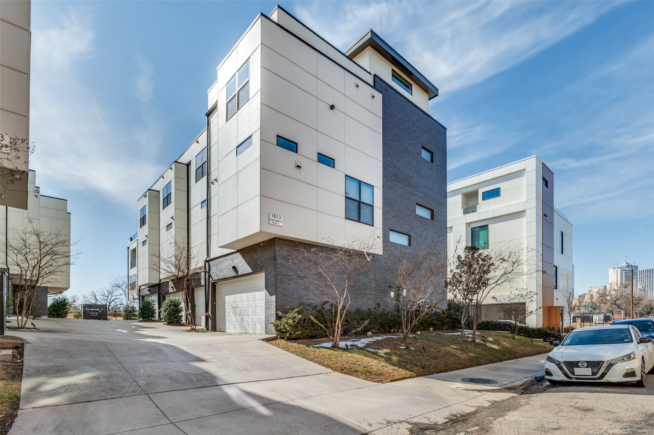 1813 Park Avenue Dallas TX 75215