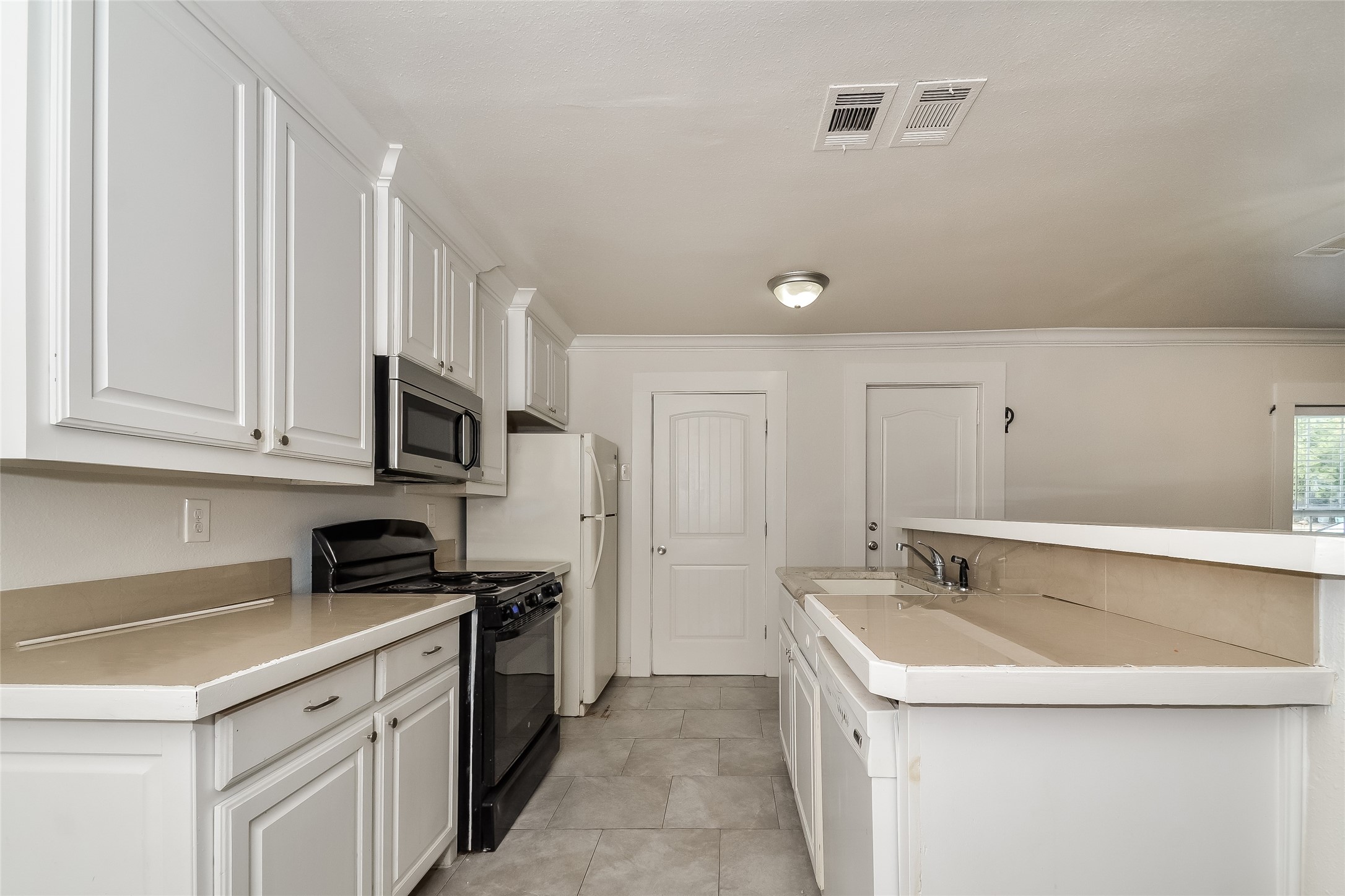814 W College Street Sherman TX 75092