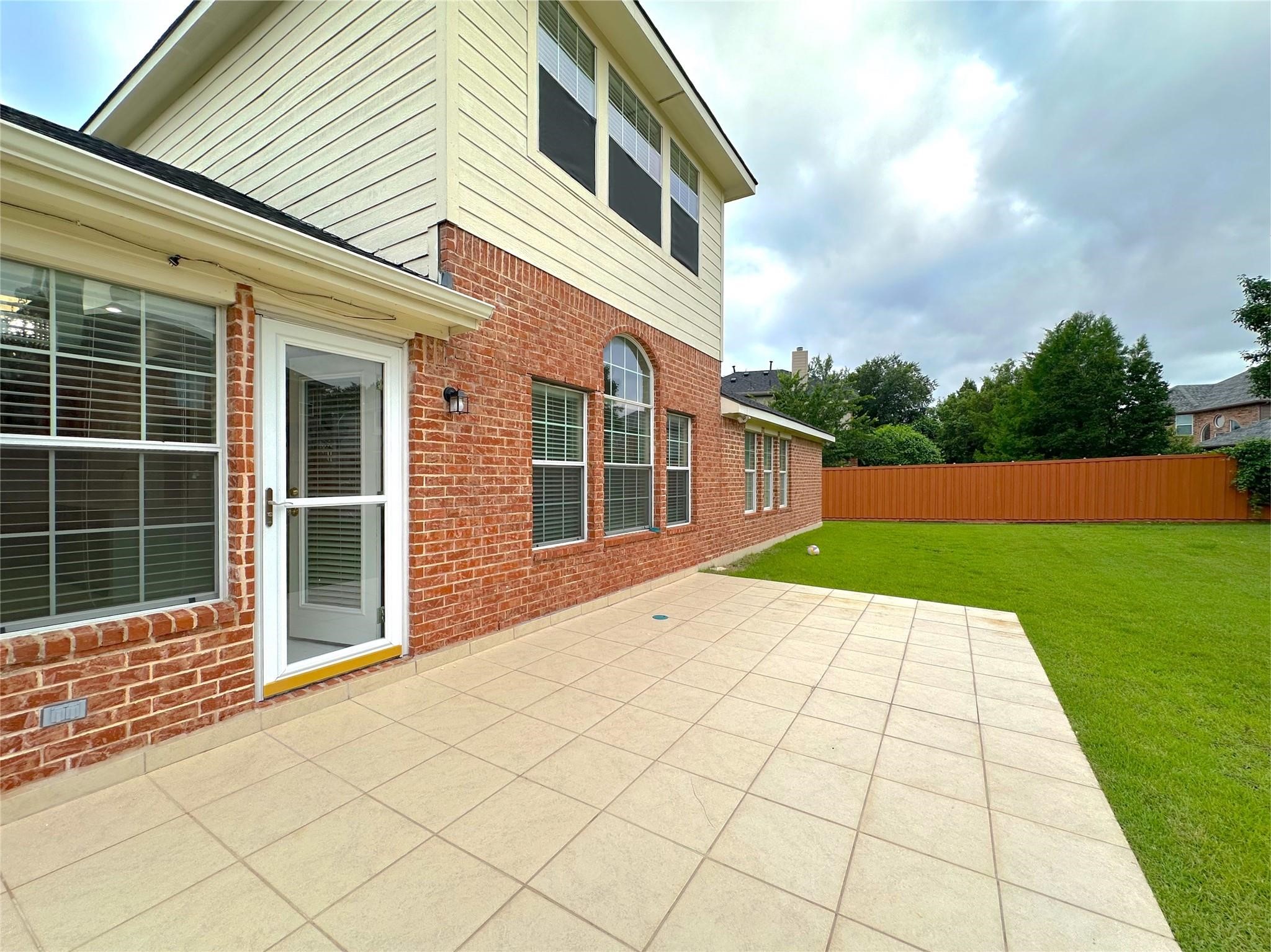 1579 Poets Way Allen TX 75002