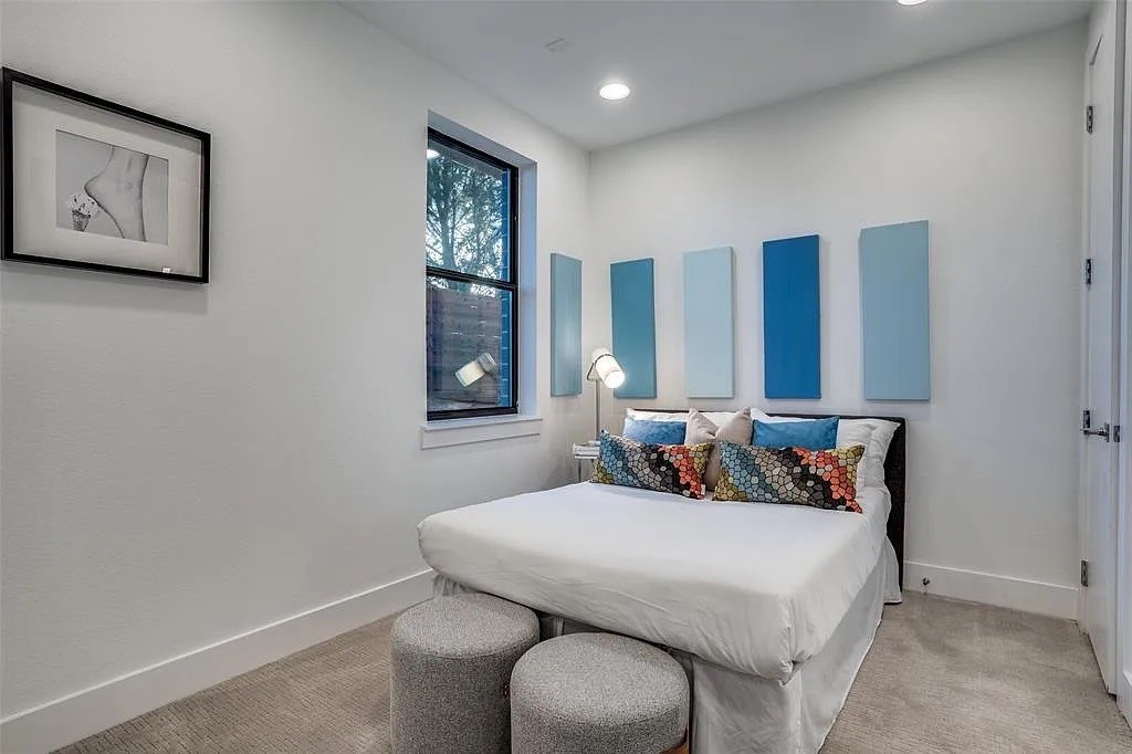 1913 Dowgate Court Dallas TX 75204