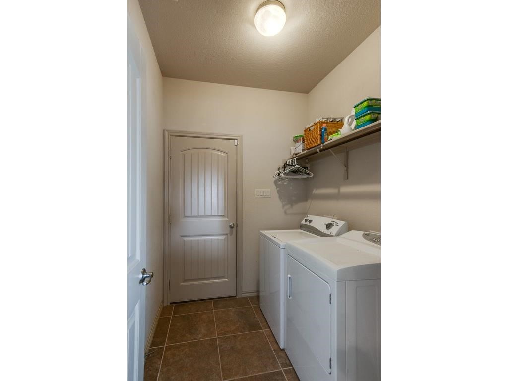 4624 Lazy Oaks Street Fort Worth TX 76244