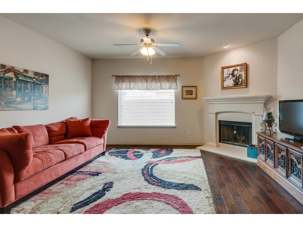 4624 Lazy Oaks Street Fort Worth TX 76244
