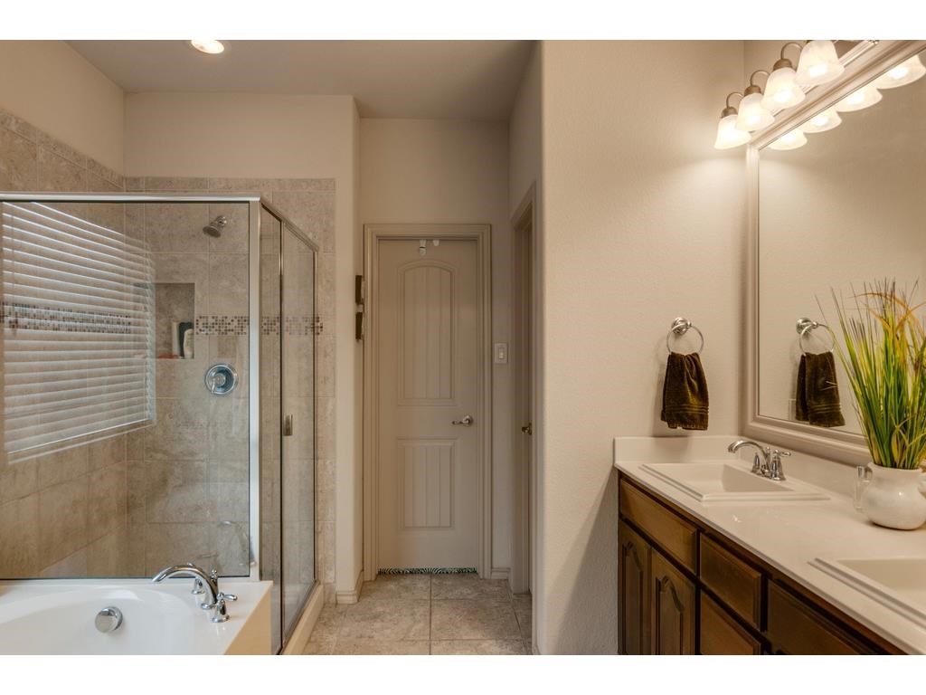 4624 Lazy Oaks Street Fort Worth TX 76244