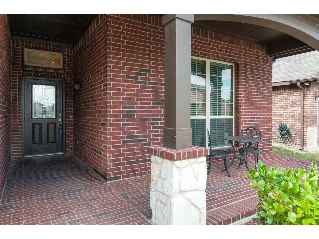 4624 Lazy Oaks Street Fort Worth TX 76244