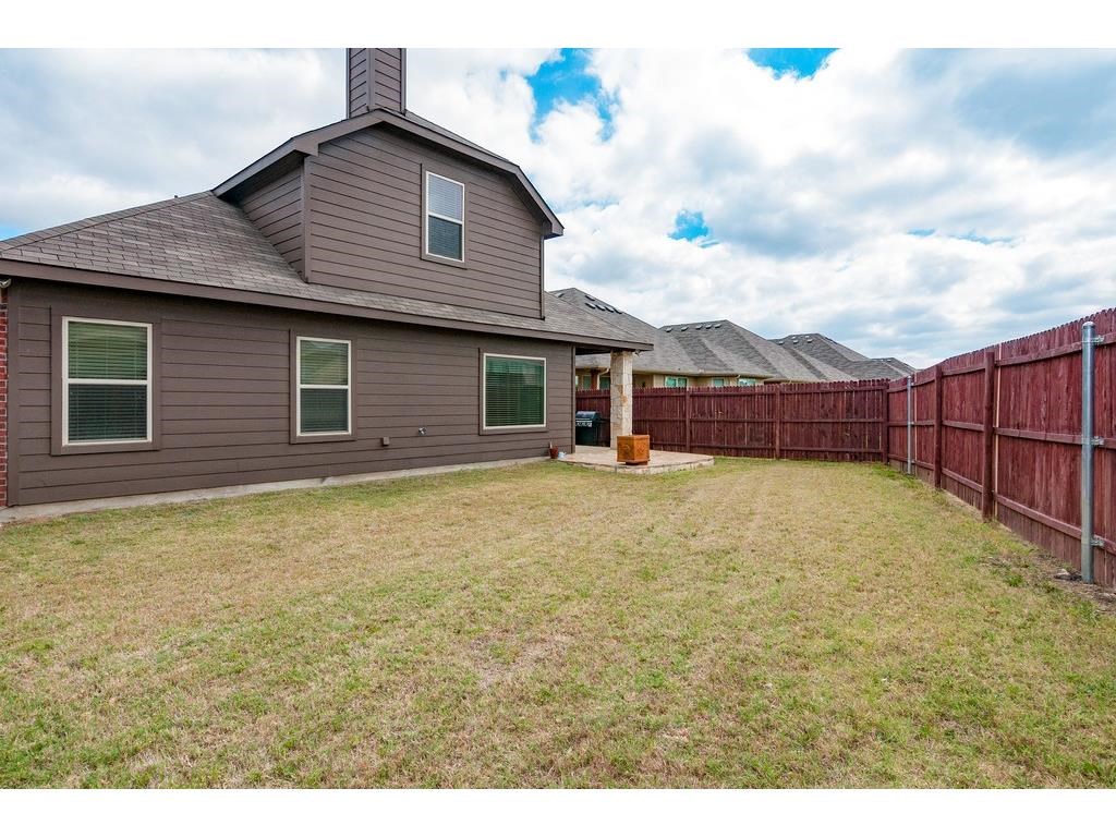 4624 Lazy Oaks Street Fort Worth TX 76244