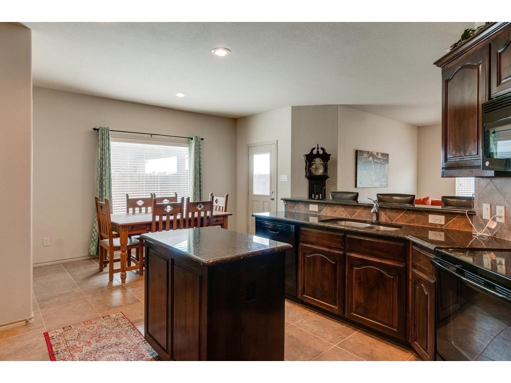 4624 Lazy Oaks Street Fort Worth TX 76244