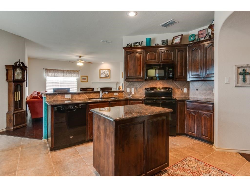 4624 Lazy Oaks Street Fort Worth TX 76244