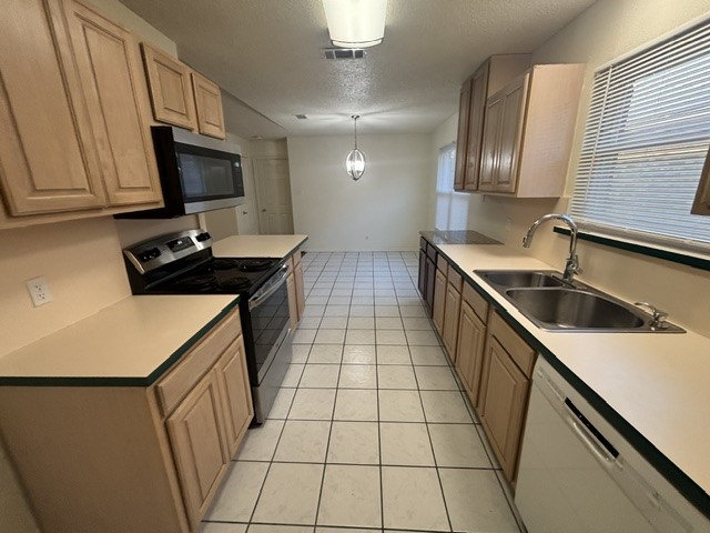 8728 Elbe Trail Fort Worth TX 76118