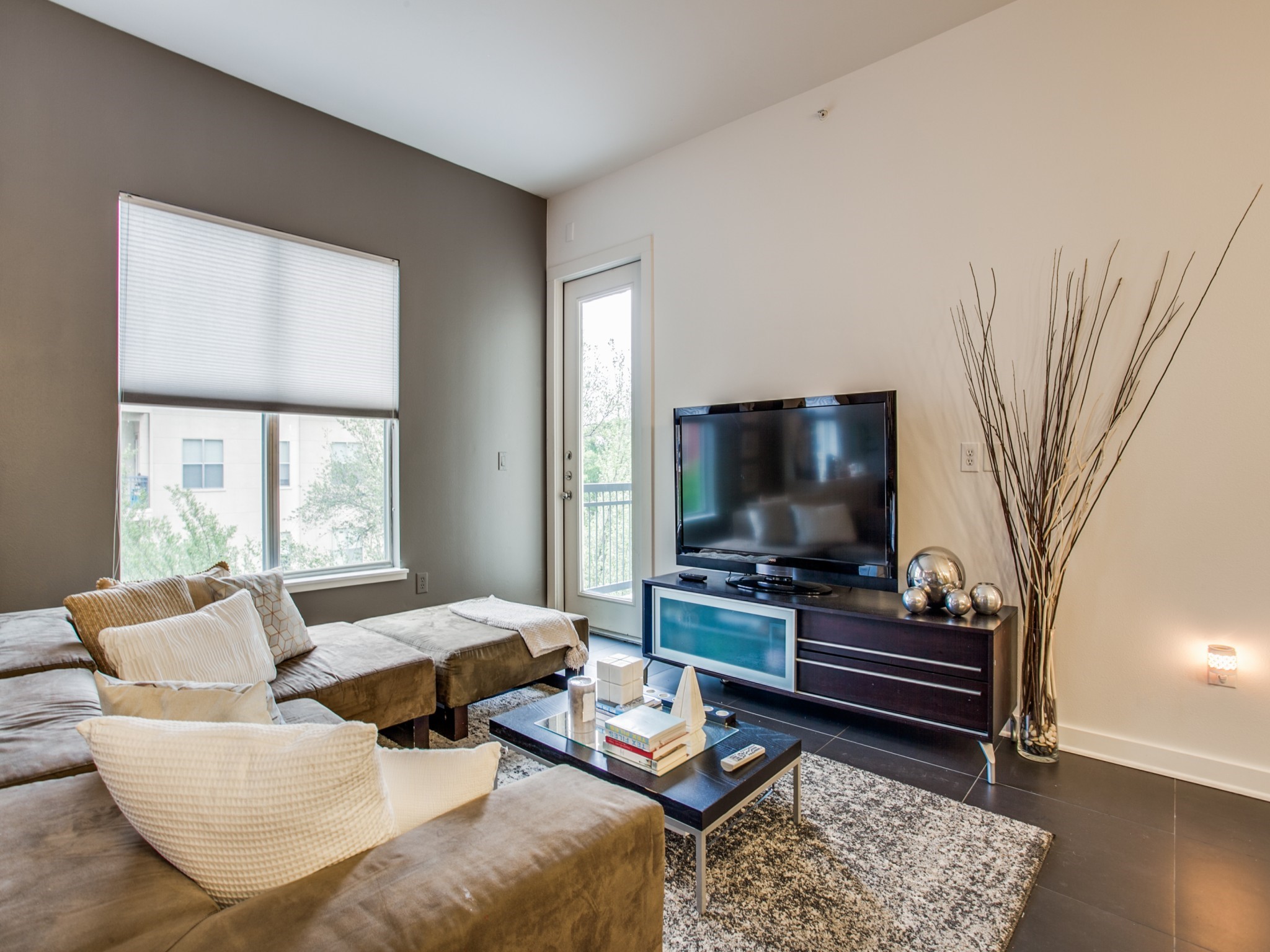 2950 Mckinney Avenue Dallas TX 75204