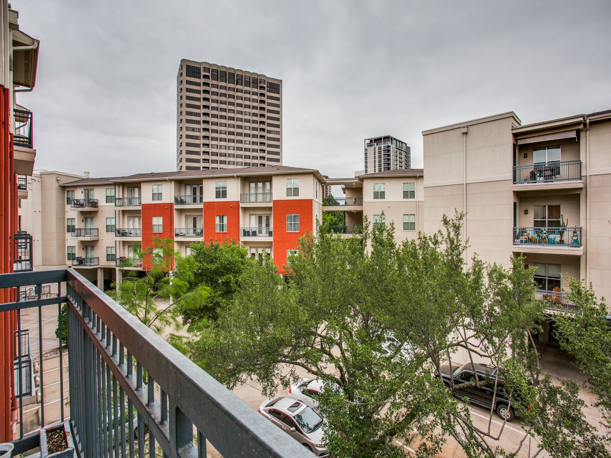 2950 Mckinney Avenue Dallas TX 75204