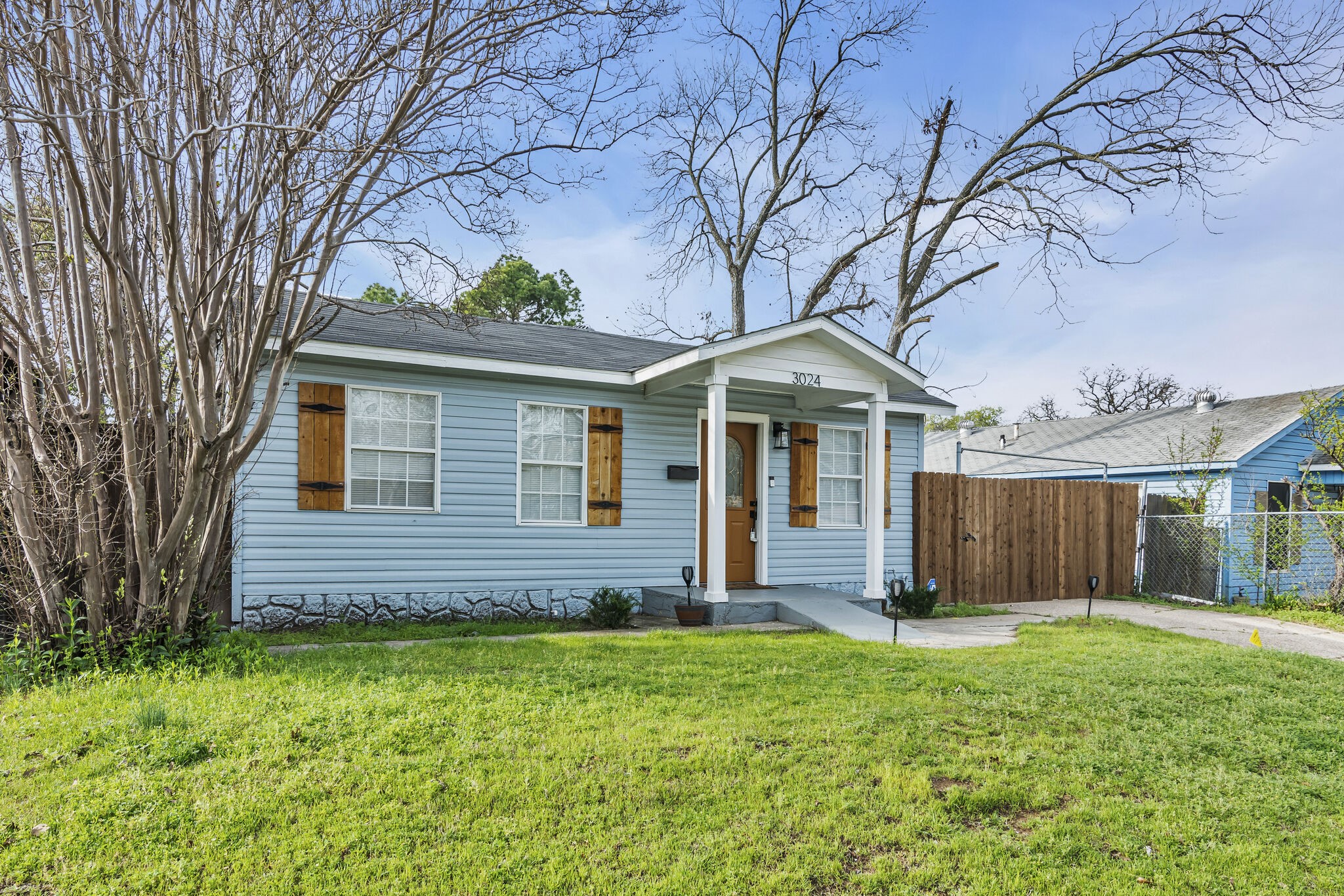 3024 Carnation Avenue Fort Worth TX 76111