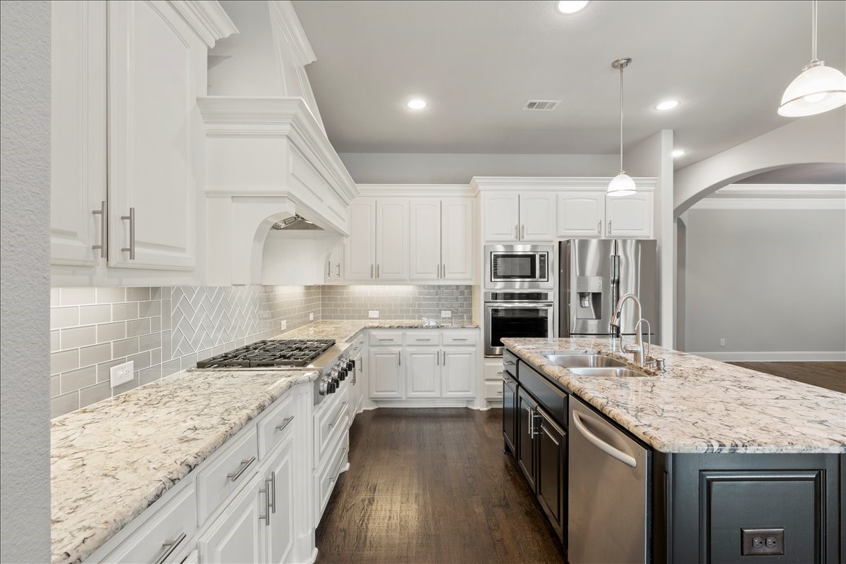 2521 Damsel Bella Boulevard Lewisville TX 75056