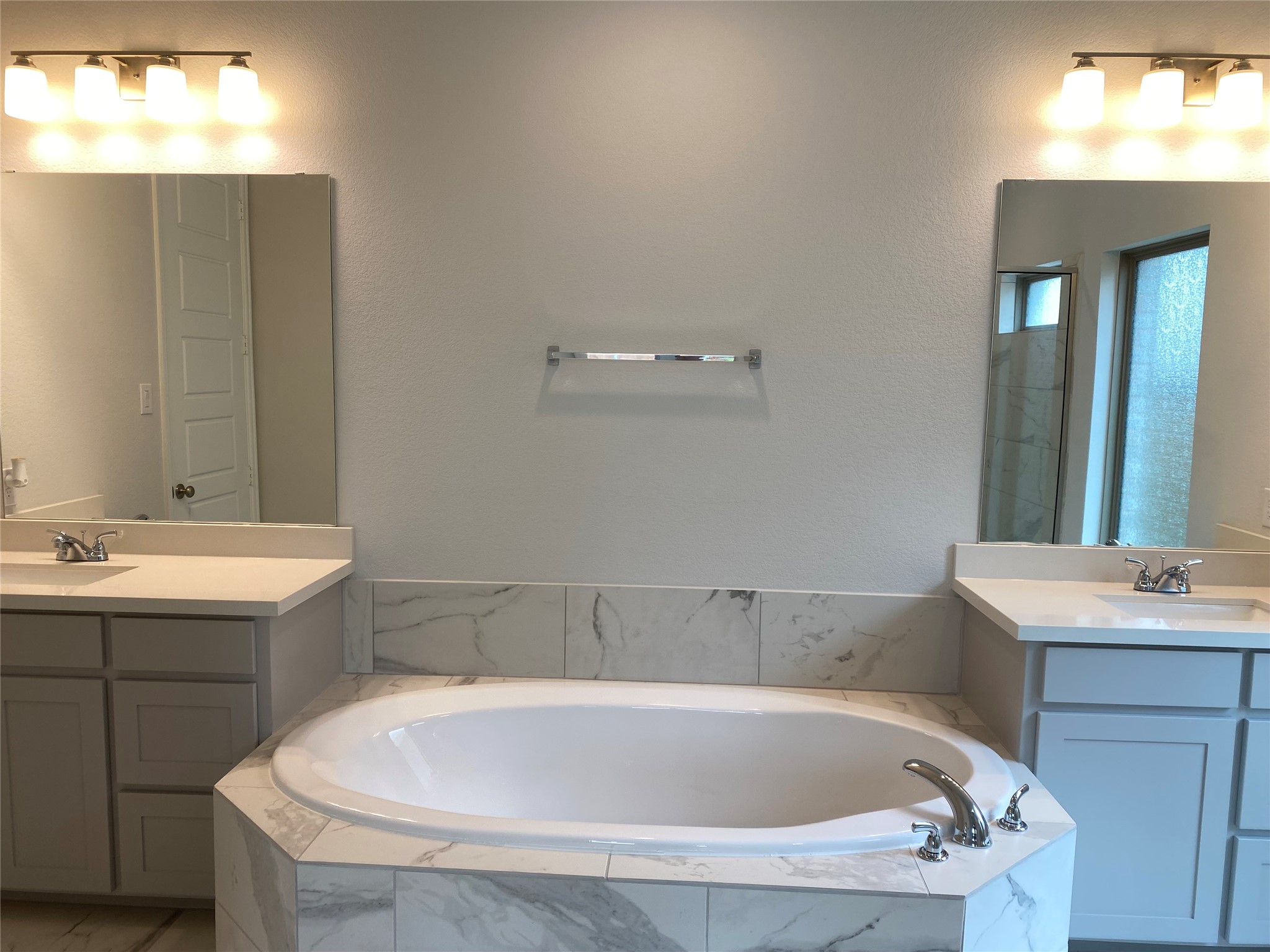 1702 Swayback Lane Mansfield TX 76063