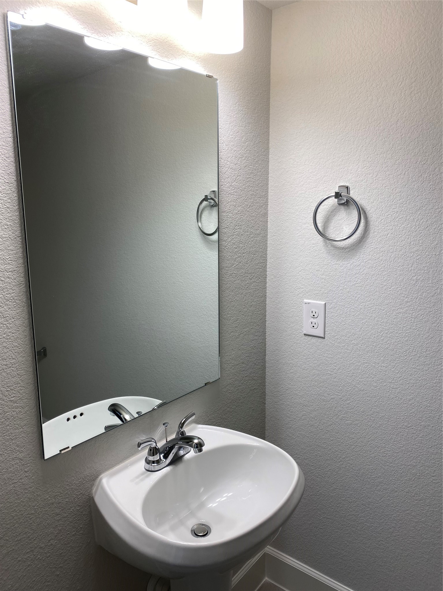 1702 Swayback Lane Mansfield TX 76063