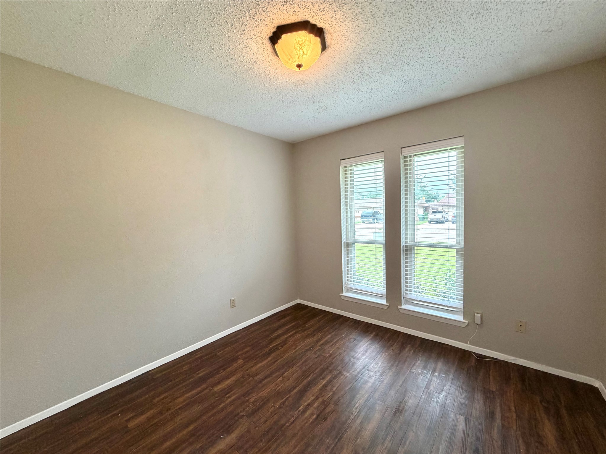 1506 Whiteoak Drive Garland TX 75040