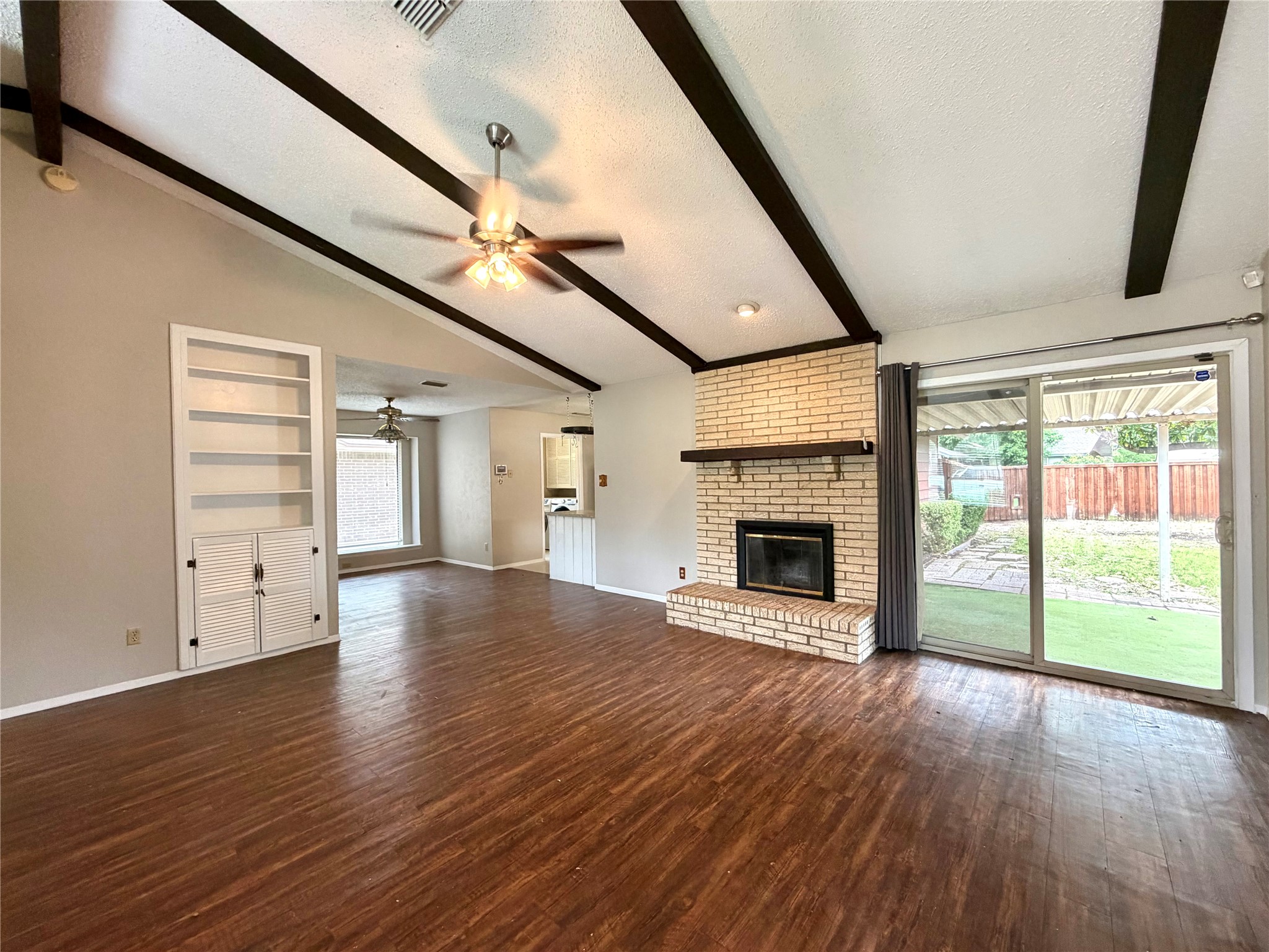 1506 Whiteoak Drive Garland TX 75040