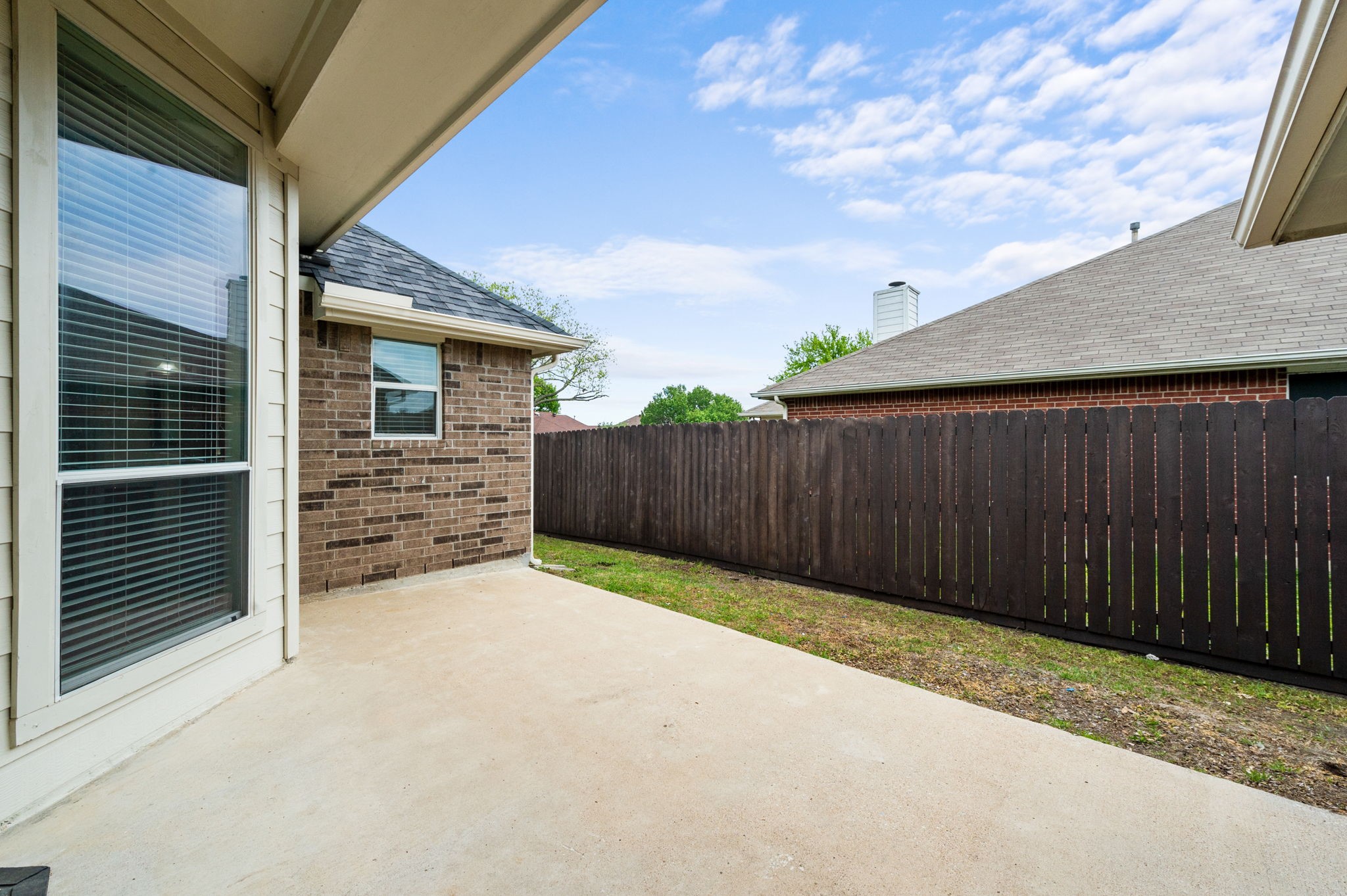 3205 Hamlett Lane Garland TX 75043
