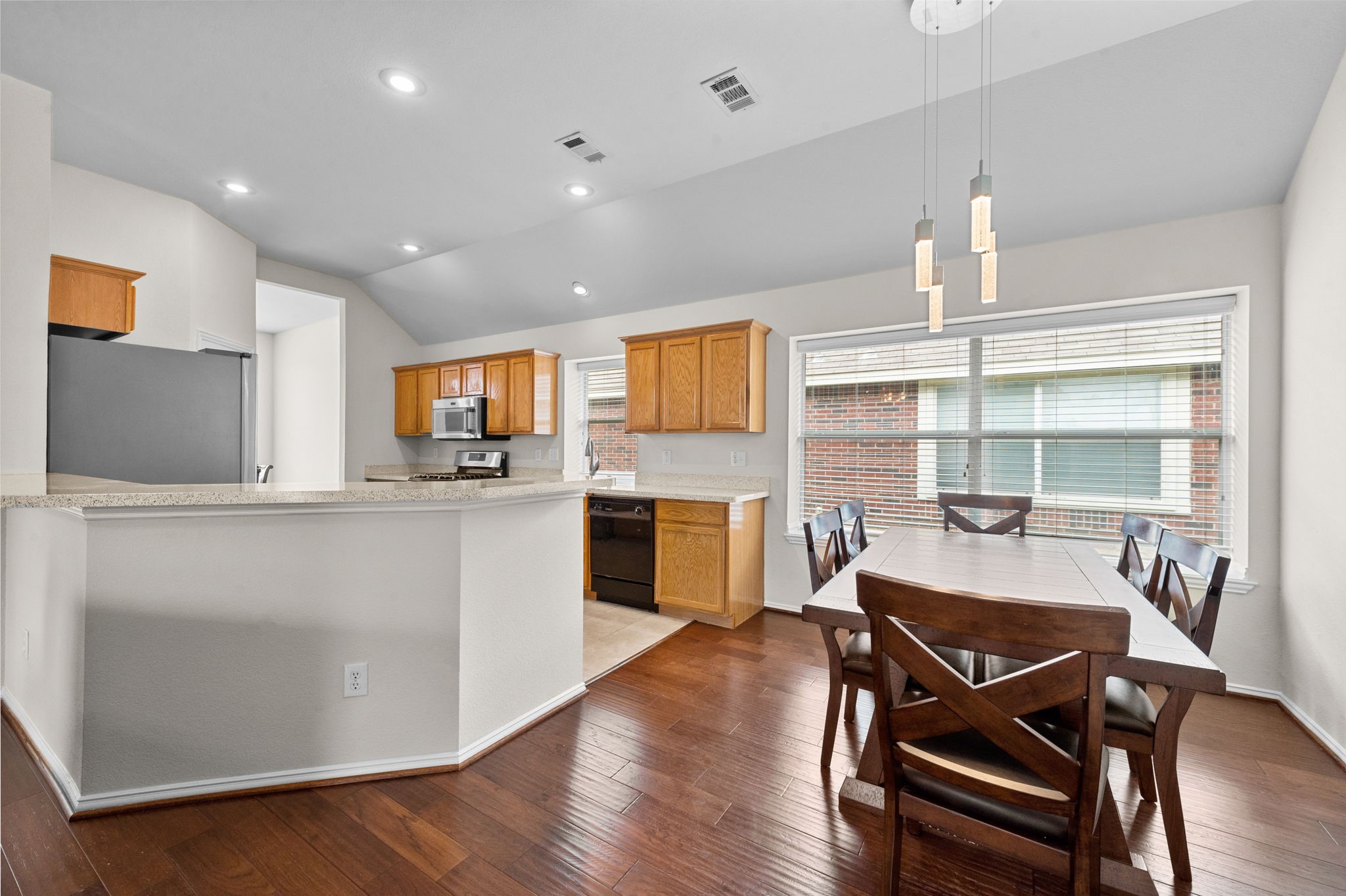 3205 Hamlett Lane Garland TX 75043