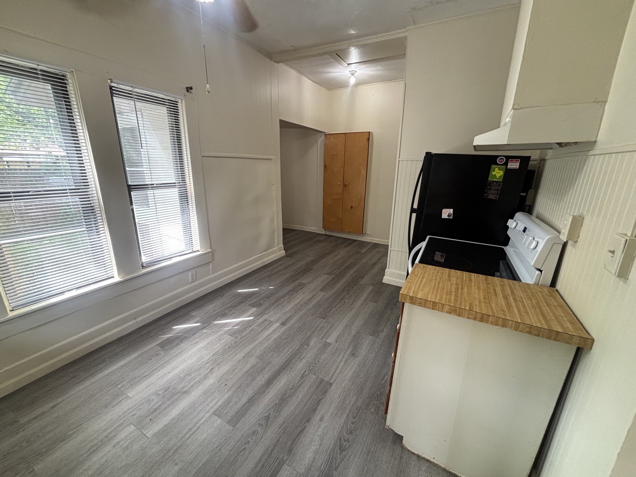 376 W Walters Street Lewisville TX 75057