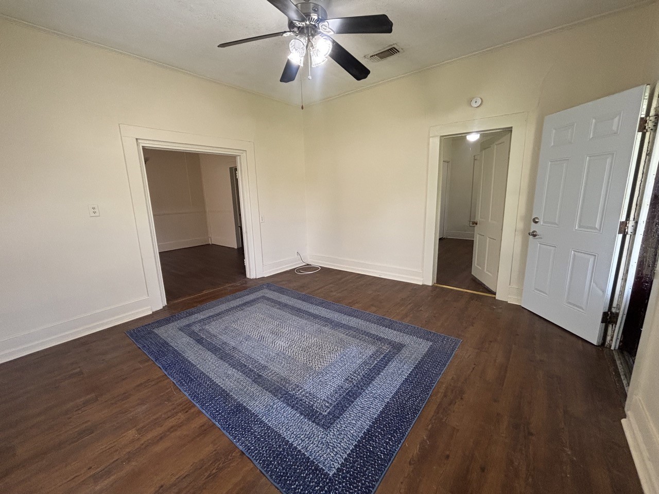 376 W Walters Street Lewisville TX 75057
