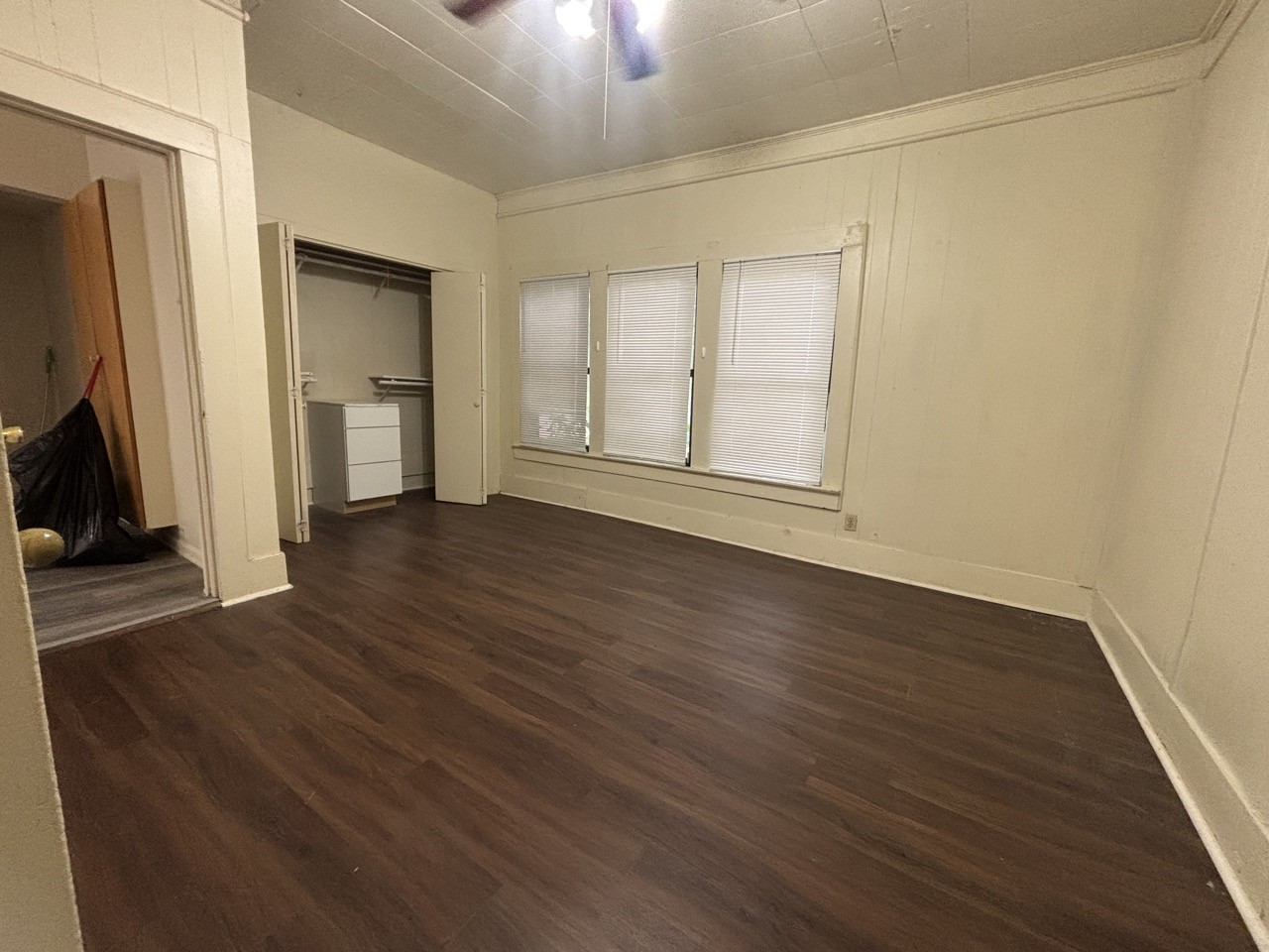 376 W Walters Street Lewisville TX 75057