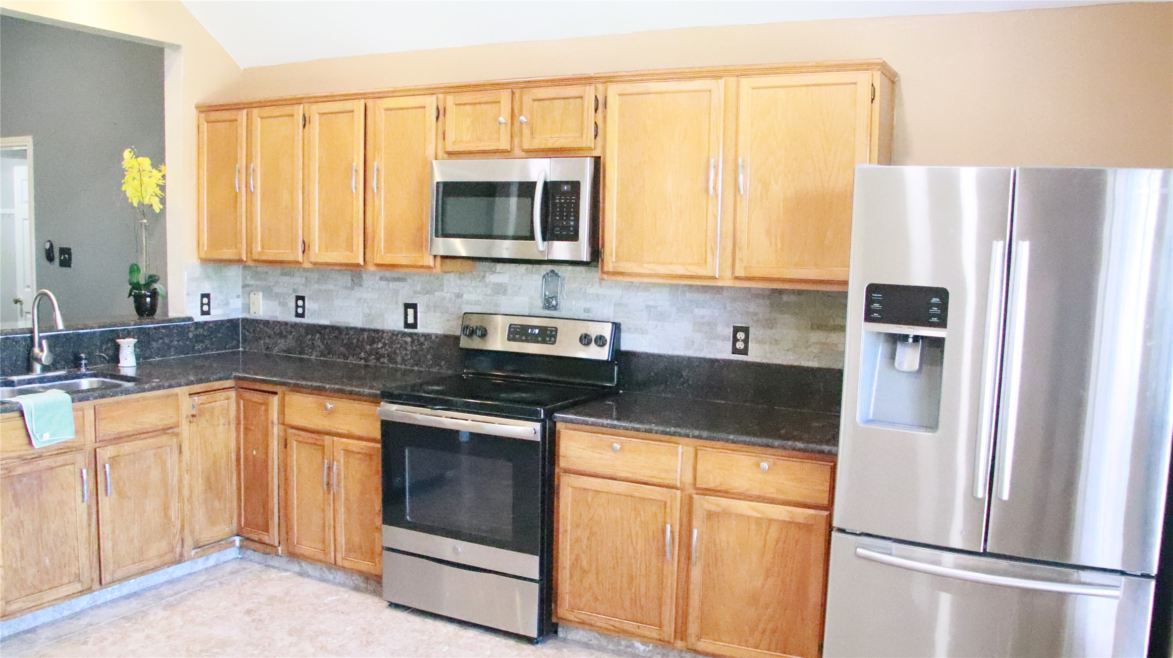 2226 Orchard Trail Garland TX 75040