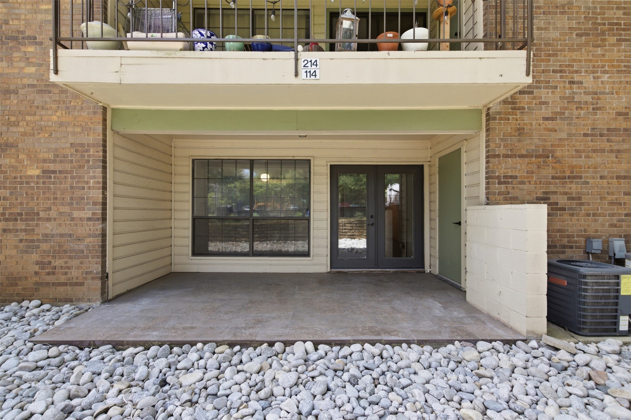 2505 Wedglea Drive Dallas TX 75211