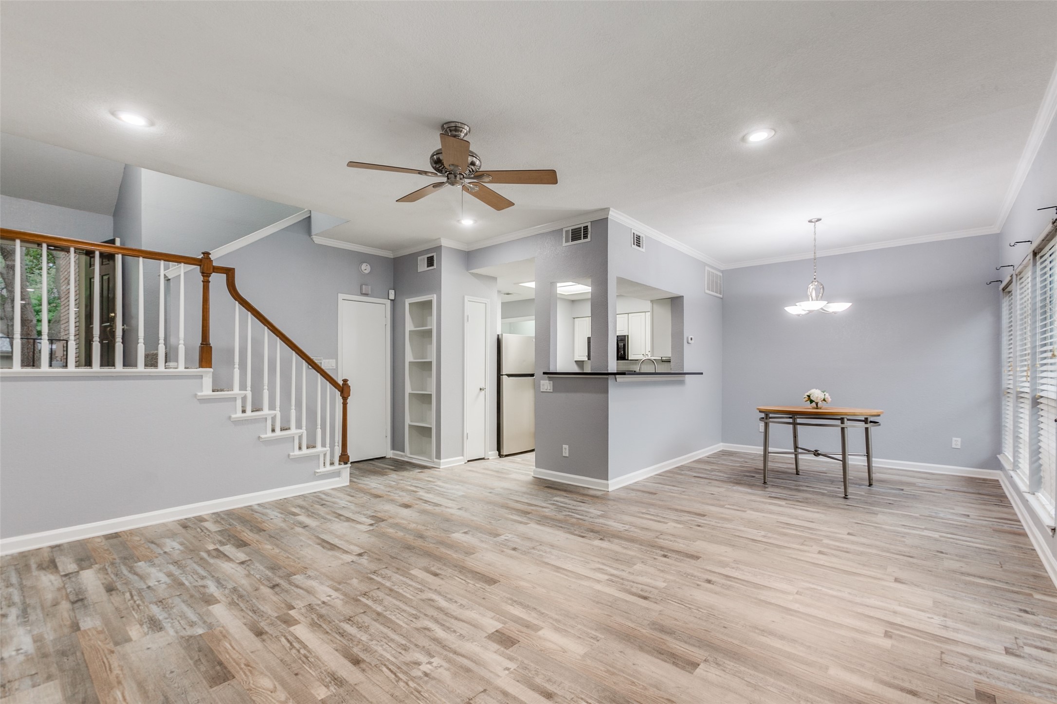 8527 Coppertowne Lane Dallas TX 75243
