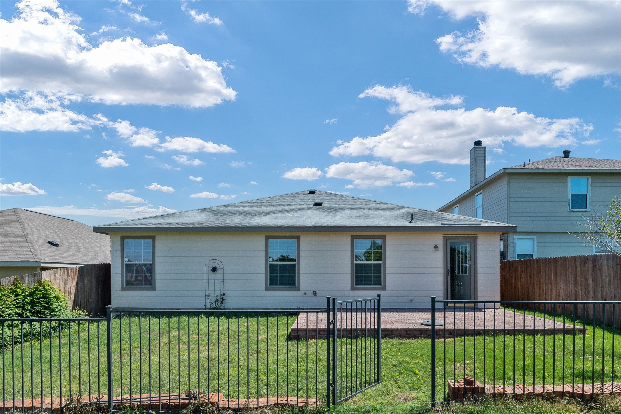 3917 Mantis Street Fort Worth TX 76106